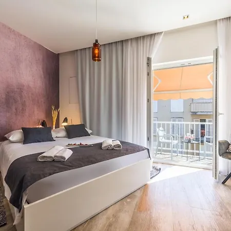 In Old Town By Belmont Realty 4* Zadar